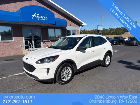 White 2022 Ford Escape SE for sale in Chambersburg, PA
