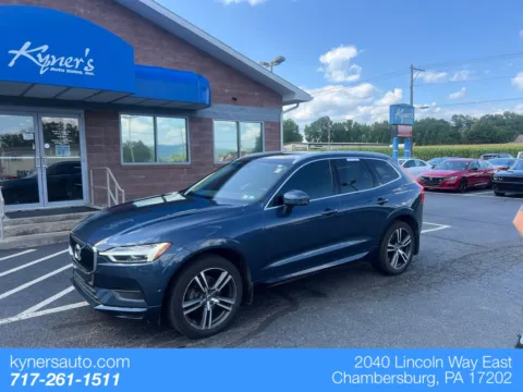 Blue 2019 Volvo XC60 T5 Momentum for sale in Chambersburg, PA