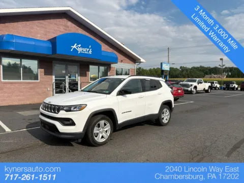 White 2022 Jeep Compass Latitude for sale in Chambersburg, PA