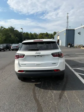 More photos of 2022 Jeep Compass Latitude at Kyner's Auto Sales, Inc., PA