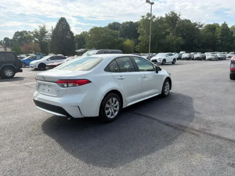 More photos of 2021 Toyota Corolla LE at Kyner's Auto Sales, Inc., PA