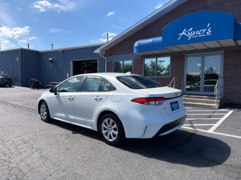 More photos of 2021 Toyota Corolla LE at Kyner's Auto Sales, Inc., PA