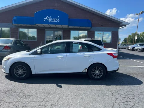 Photos of 2014 Ford Focus SE for sale in Chambersburg, PA at Kyner's Auto Sales, Inc.