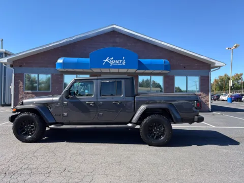 Another view of 2022 Jeep Gladiator Sport for sale in Chambersburg, PA at Kyner's Auto Sales, Inc.
