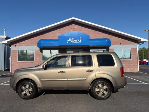 Another view of 2011 Honda Pilot EX-L for sale in Chambersburg, PA at Kyner's Auto Sales, Inc.