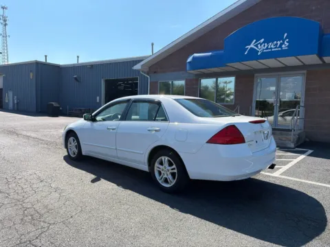 Another view of 2007 Honda Accord SE for sale in Chambersburg, PA at Kyner's Auto Sales, Inc.