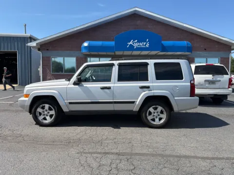 Photos of 2006 Jeep Commander for sale in Chambersburg, PA at Kyner's Auto Sales, Inc.