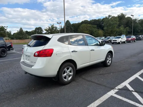 More photos of 2010 Nissan Rogue S at Kyner's Auto Sales, Inc., PA