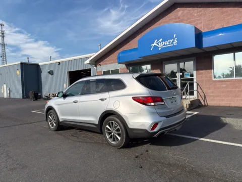 More photos of 2017 Hyundai Santa Fe SE at Kyner's Auto Sales, Inc., PA