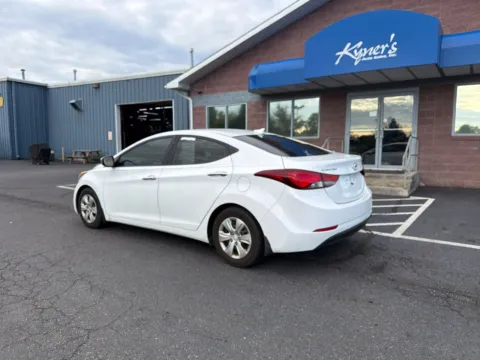 Another view of 2016 Hyundai Elantra SE for sale in Chambersburg, PA at Kyner's Auto Sales, Inc.