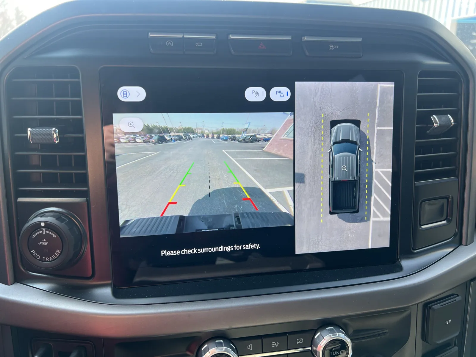 2024 Ford F-150 XLT - Photo 17