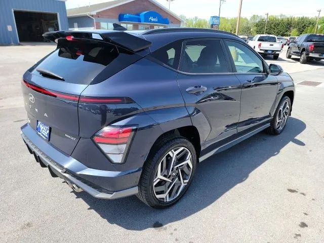 2024 Hyundai Kona N Line - Photo 7