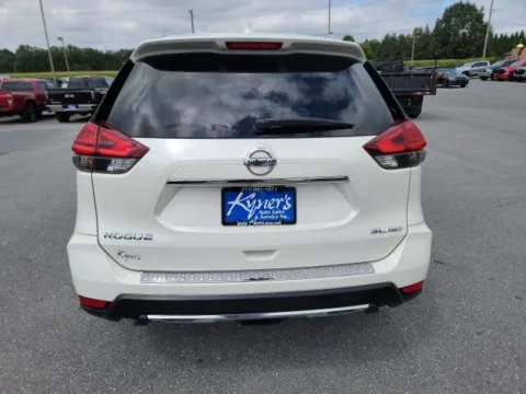 More photos of 2017 Nissan Rogue SL at Kyner's Auto Sales, Inc., PA