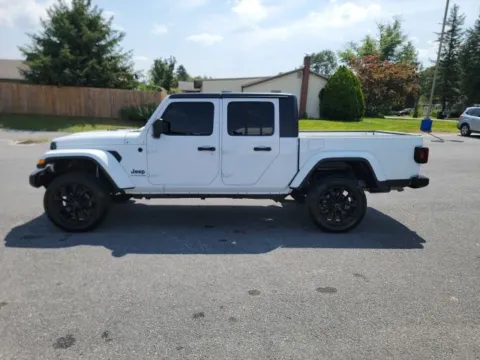 Another view of 2020 Jeep Gladiator Altitude for sale in Chambersburg, PA at Kyner's Auto Sales, Inc.