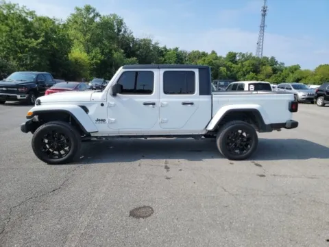 Another view of 2020 Jeep Gladiator Altitude for sale in Chambersburg, PA at Kyner's Auto Sales, Inc.