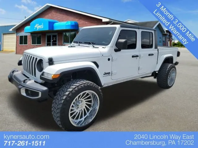 White 2020 Jeep Gladiator Altitude for sale in Chambersburg, PA