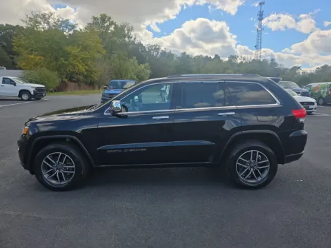 Another view of 2019 Jeep Grand Cherokee Limited for sale in Chambersburg, PA at Kyner's Auto Sales, Inc.