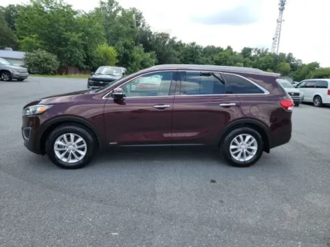 Another view of 2017 Kia Sorento LX for sale in Chambersburg, PA at Kyner's Auto Sales, Inc.