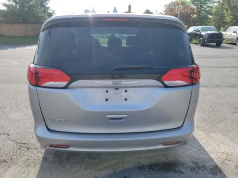 More photos of 2020 Chrysler Voyager LXI at Kyner's Auto Sales, Inc., PA