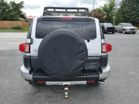 More photos of 2007 Toyota FJ Cruiser at Kyner's Auto Sales, Inc., PA