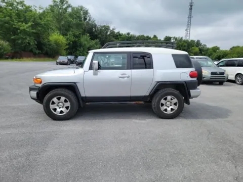 Photos of 2007 Toyota FJ Cruiser for sale in Chambersburg, PA at Kyner's Auto Sales, Inc.