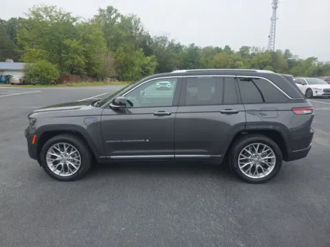 Another view of 2022 Jeep Grand Cherokee Summit 4xe for sale in Chambersburg, PA at Kyner's Auto Sales, Inc.