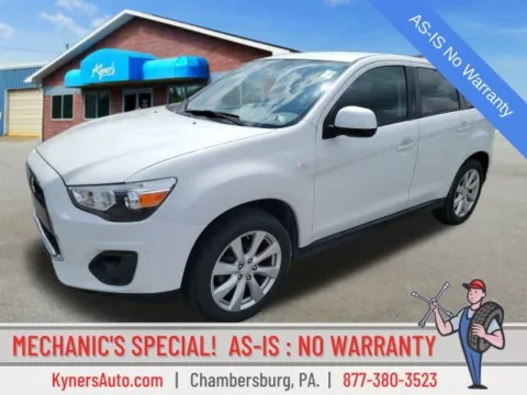 White 2015 Mitsubishi Outlander Sport ES for sale in Chambersburg, PA