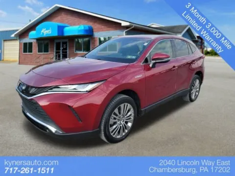 Red 2021 Toyota Venza for sale in Chambersburg, PA