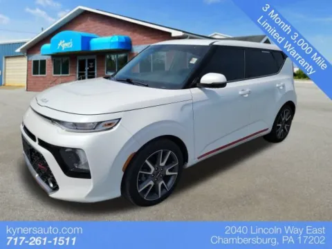 White 2022 Kia Soul GT-Line for sale in Chambersburg, PA