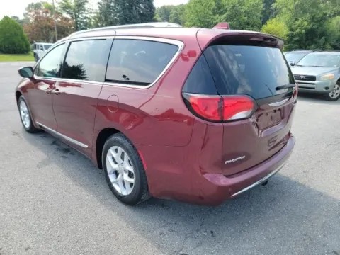 More photos of 2018 Chrysler Pacifica Touring L Plus at Kyner's Auto Sales, Inc., PA
