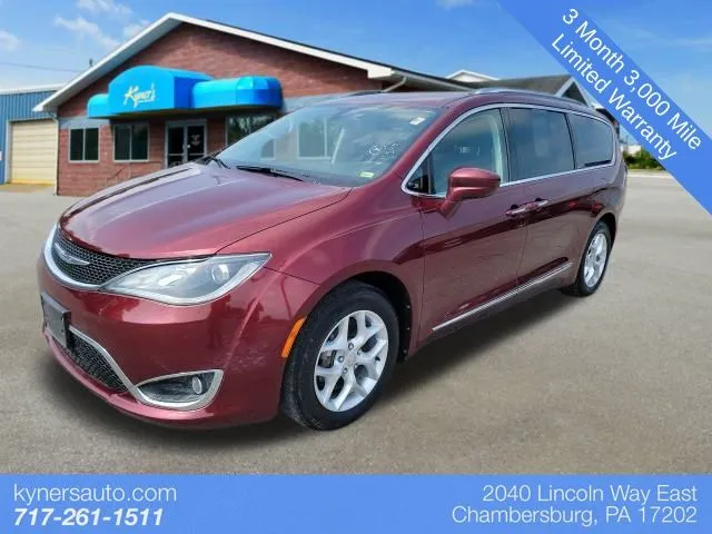 Red 2018 Chrysler Pacifica Touring L Plus for sale in Chambersburg, PA