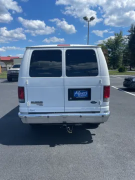 More photos of 2008 Ford E-350SD XLT at Kyner's Auto Sales, Inc., PA