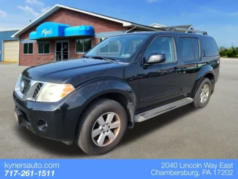 Black 2012 Nissan Pathfinder SV for sale in Chambersburg, PA