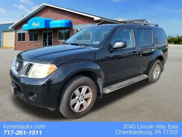 Black 2012 Nissan Pathfinder SV for sale in Chambersburg, PA