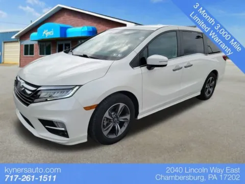 White 2018 Honda Odyssey Touring for sale in Chambersburg, PA