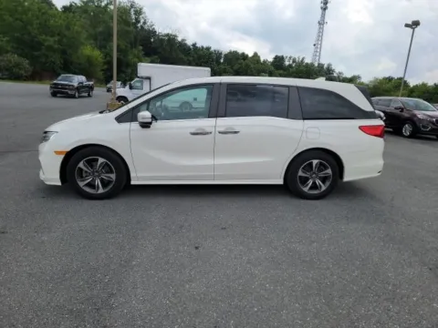 Another view of 2018 Honda Odyssey Touring for sale in Chambersburg, PA at Kyner's Auto Sales, Inc.
