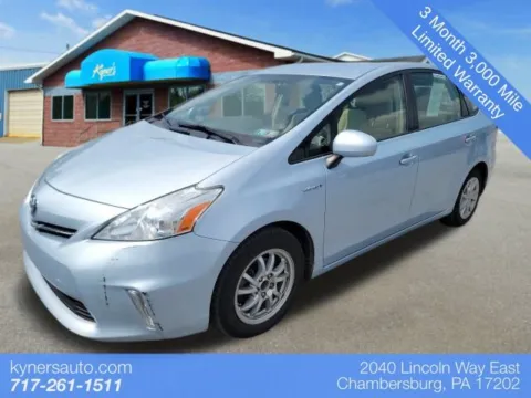 Blue 2013 Toyota Prius v for sale in Chambersburg, PA