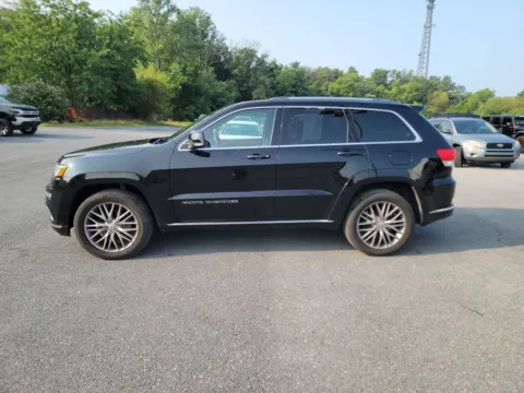 Another view of 2017 Jeep Grand Cherokee Summit for sale in Chambersburg, PA at Kyner's Auto Sales, Inc.