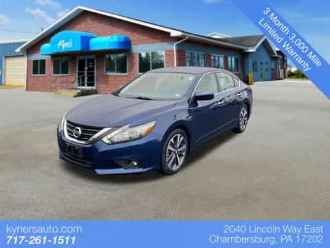 Blue 2017 Nissan Altima 2.5 SR for sale in Chambersburg, PA
