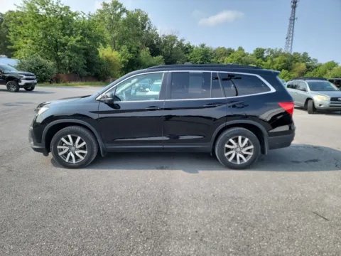 Another view of 2021 Honda Pilot EX-L for sale in Chambersburg, PA at Kyner's Auto Sales, Inc.
