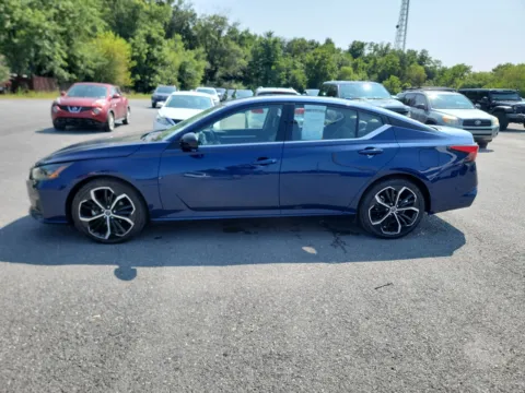 Another view of 2023 Nissan Altima 2.5 SR for sale in Chambersburg, PA at Kyner's Auto Sales, Inc.