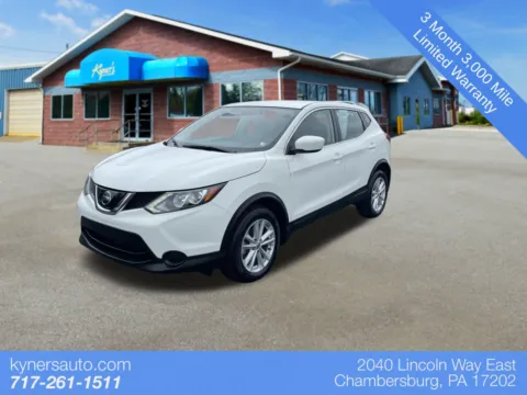 White 2018 Nissan Rogue Sport S for sale in Chambersburg, PA