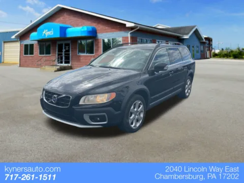 Black 2011 Volvo XC70 T6 for sale in Chambersburg, PA