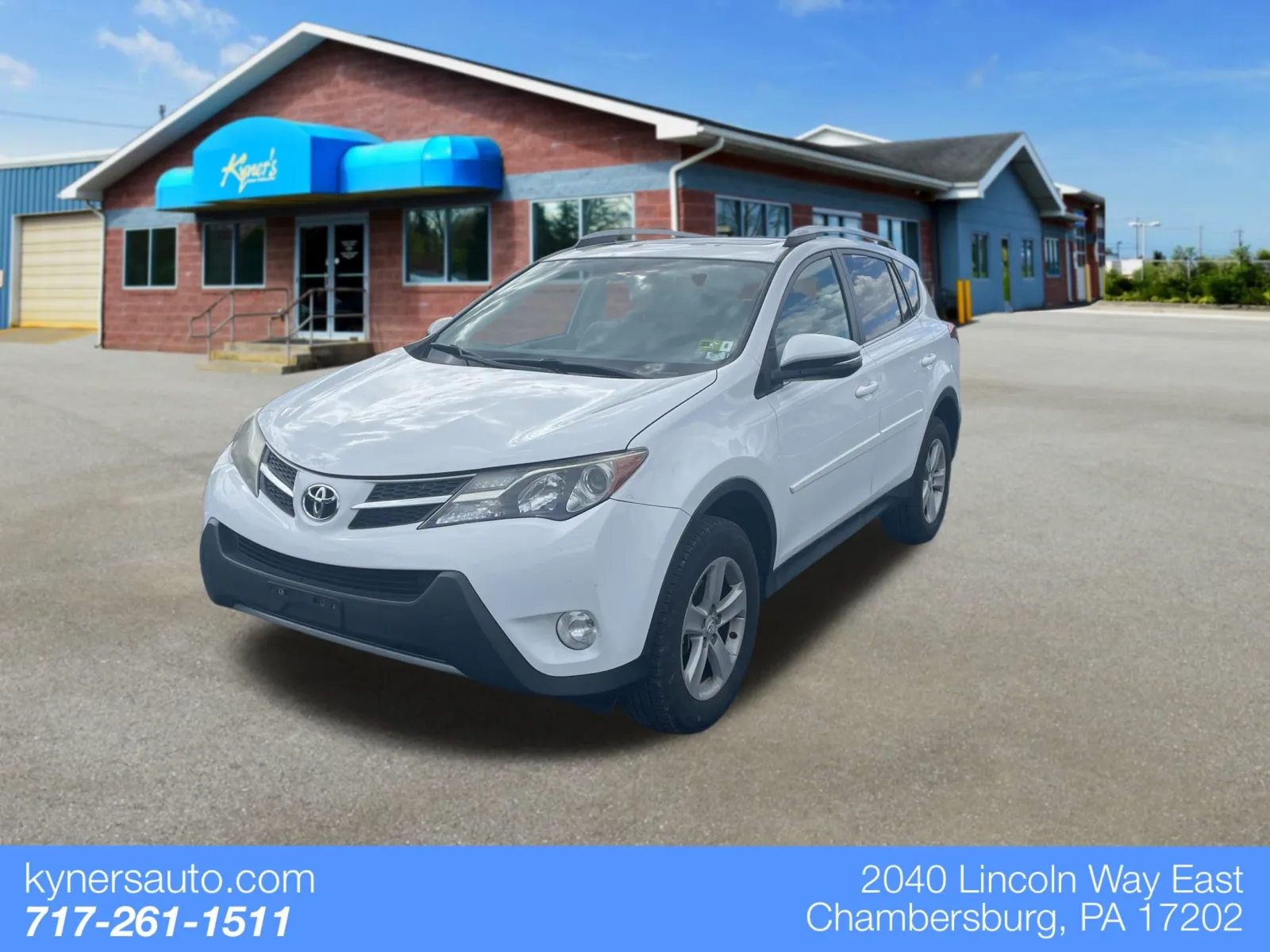 White 2014 Toyota RAV4 XLE for sale in Chambersburg, PA