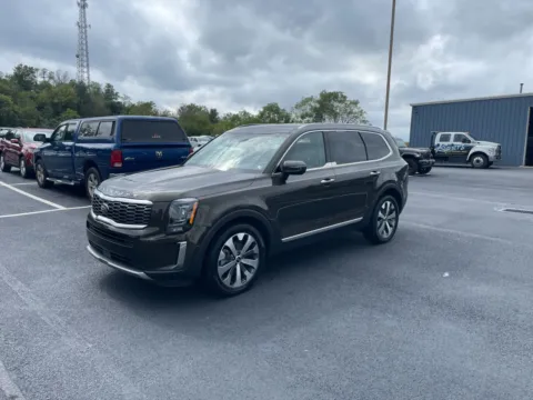 Another view of 2020 Kia Telluride S for sale in Chambersburg, PA at Kyner's Auto Sales, Inc.