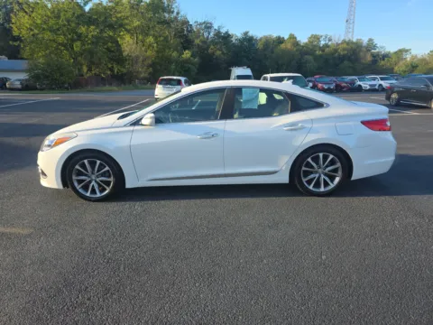Another view of 2015 Hyundai Azera for sale in Chambersburg, PA at Kyner's Auto Sales, Inc.