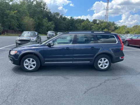 Photos of 2011 Volvo XC70 3.2 for sale in Chambersburg, PA at Kyner's Auto Sales, Inc.