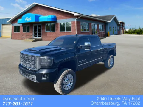 Black 2016 GMC Sierra 2500HD Denali for sale in Chambersburg, PA