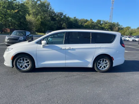 Another view of 2022 Chrysler Pacifica Touring L for sale in Chambersburg, PA at Kyner's Auto Sales, Inc.