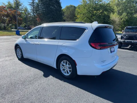More photos of 2022 Chrysler Pacifica Touring L at Kyner's Auto Sales, Inc., PA